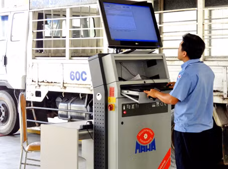 Thay sổ đăng kiểm ô tô bằng Giấy chứng nhận từ 1/4 ảnh 1