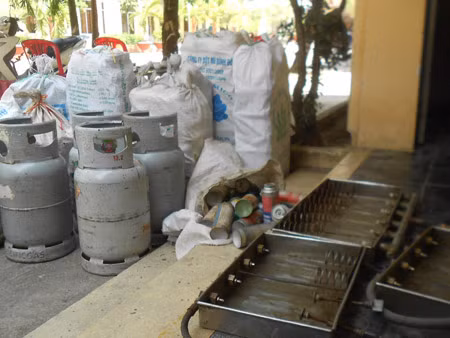Phát hiện cơ sở sang chiết gas trái phép trong khu dân cư ảnh 1