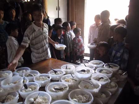 Chính sách cần đến sớm với học sinh vùng khó ảnh 3
