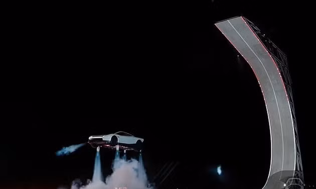 Tỷ phú Elon Musk lần đầu công khai mẫu Tesla Roadster có khả năng bay. Ảnh: Tesla