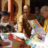 Lan tỏa nghĩa tình mô hình 'Ba đồng hành cùng đồng bào các tôn giáo'