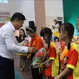 Mang Trung thu trọn vẹn cho trẻ em có hoàn cảnh đặc biệt